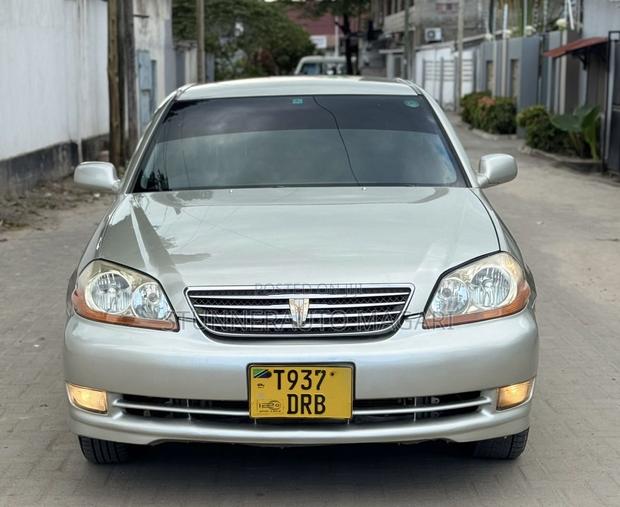 Toyota Mark II 2004 Beige