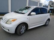 Toyota IST 2005 White for sale