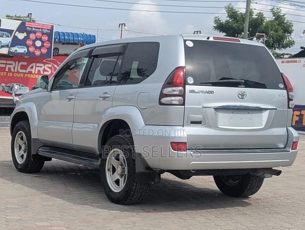Toyota Land Cruiser Prado 2008