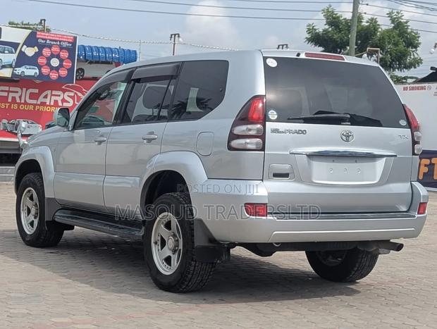 Toyota Land Cruiser Prado 2008