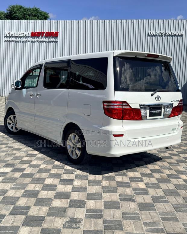 Toyota Alphard 2007 White