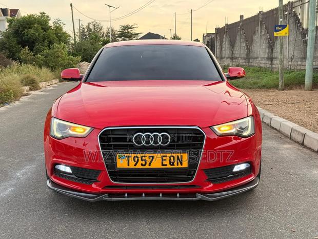 Audi A5 2011 Red