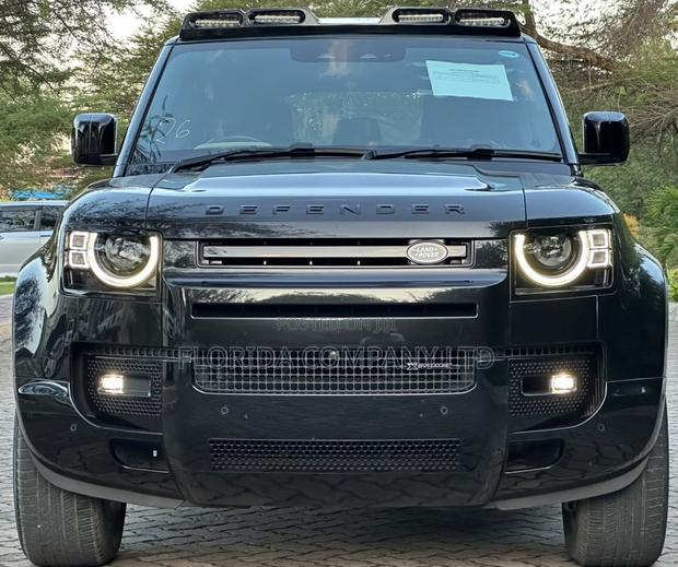 Land Rover Defender 2023 Black
