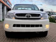 Toyota Hilux 3.0 D-4D Double Cab 4x4 Raider 2007 White for sale