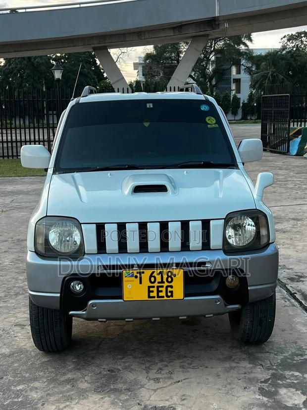 Suzuki Jimny 2003 White