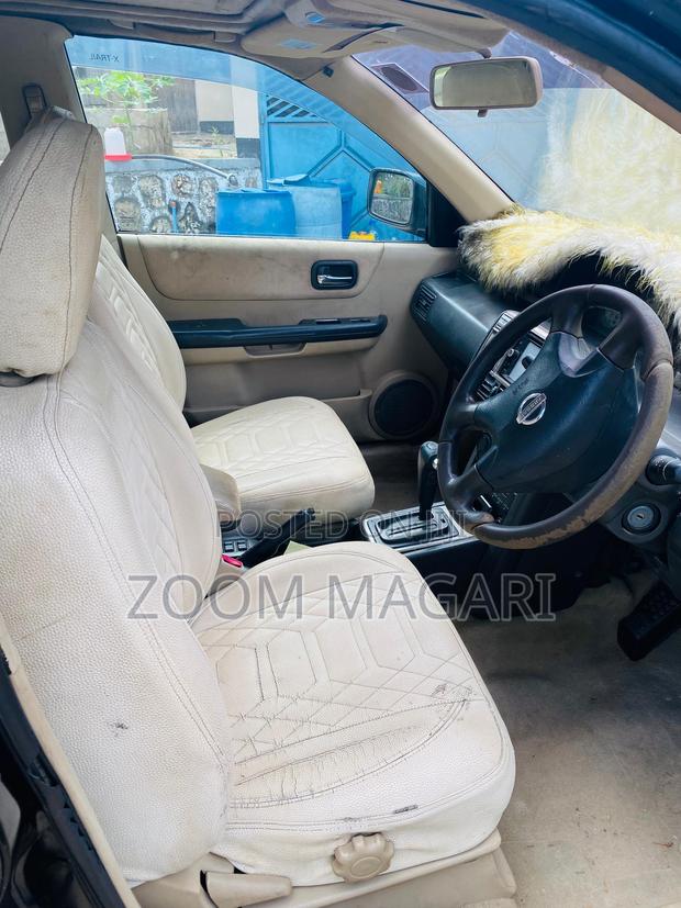 Nissan X-Trail 2005 Black