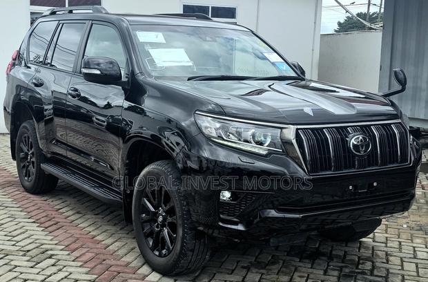 Toyota Land Cruiser Prado Kakadu 2020 Black