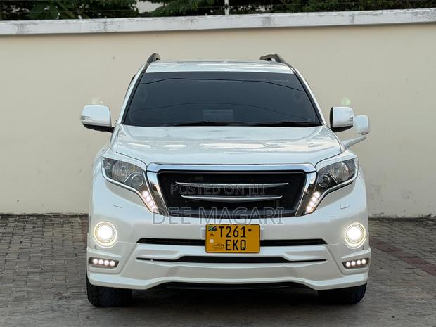 Toyota Land Cruiser Prado 2016 White