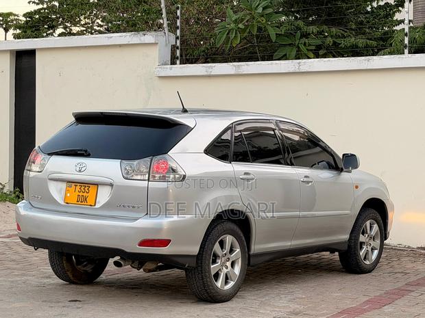Toyota Harrier 2006 Silver