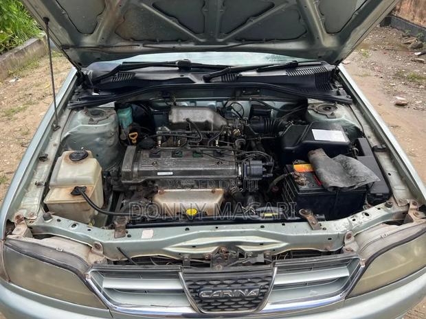 Toyota Carina 2001 Silver