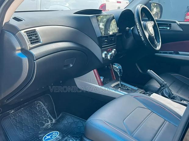 Subaru Forester 2010 Black