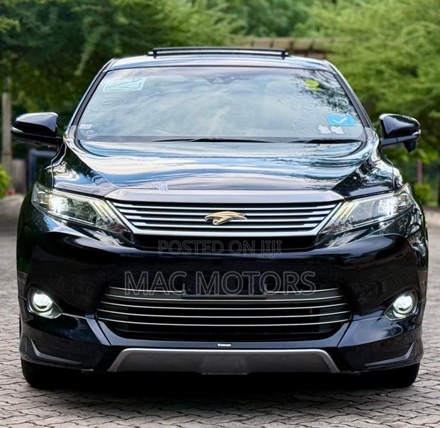 Toyota Harrier 2.0 2016 Blue