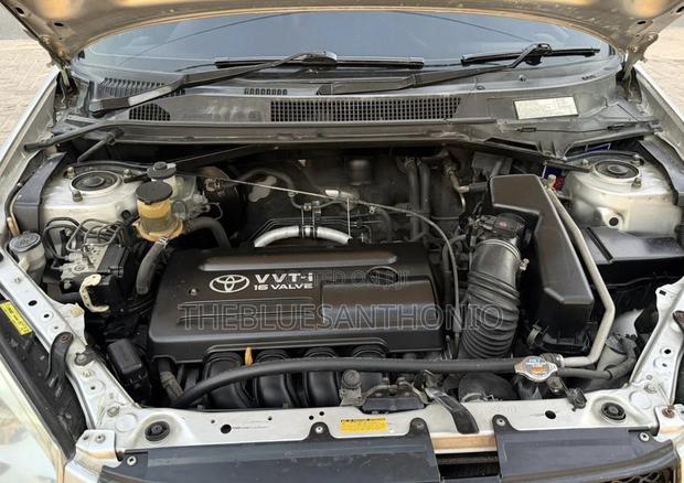 Toyota RAV4 2005 Silver