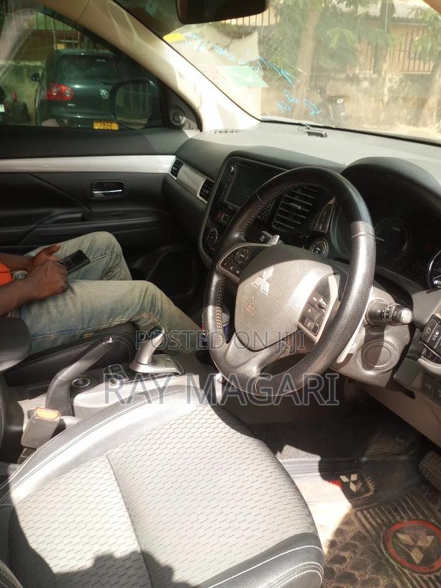 Mitsubishi Outlander 2013 Black