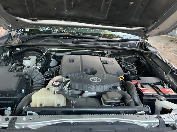 Toyota Fortuner 2023 Gray