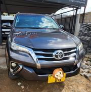 Toyota Fortuner 2016 Gray for sale