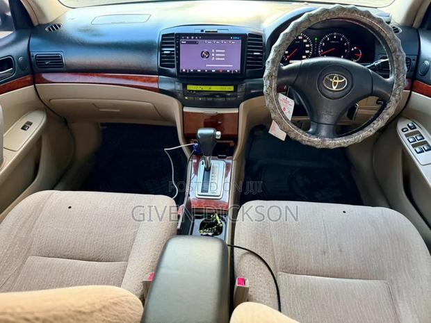 Toyota Mark X 2006 White