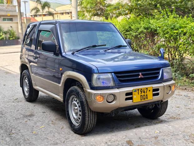 Mitsubishi Pajero 2008 Blue
