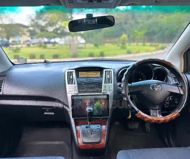 Toyota Harrier 2004 Black