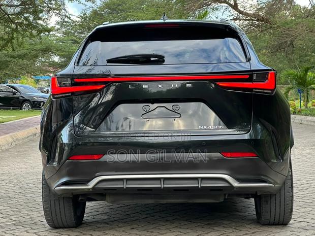 Lexus NX 2022 Black