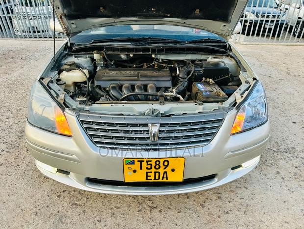 Toyota Premio 2004 Silver