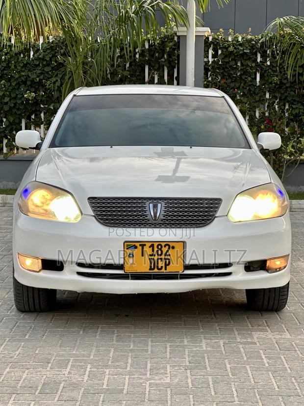 Toyota Mark II 2002 White