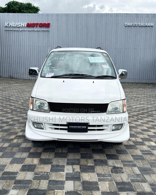 Toyota TownAce 1998 White