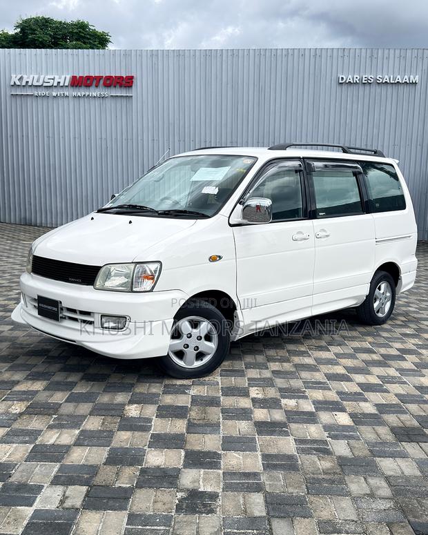 Toyota TownAce 1998 White