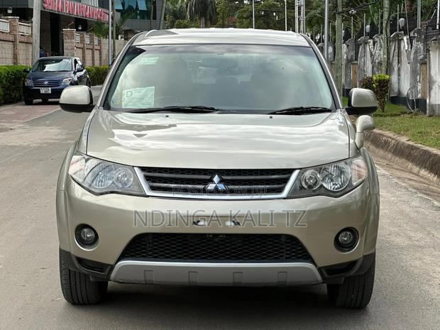 Mitsubishi Outlander 2008 Gold