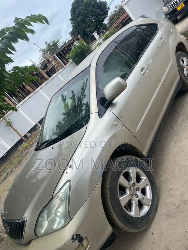 Toyota Harrier 2005 Silver