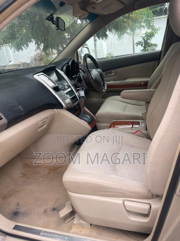 Toyota Harrier 2005 Silver