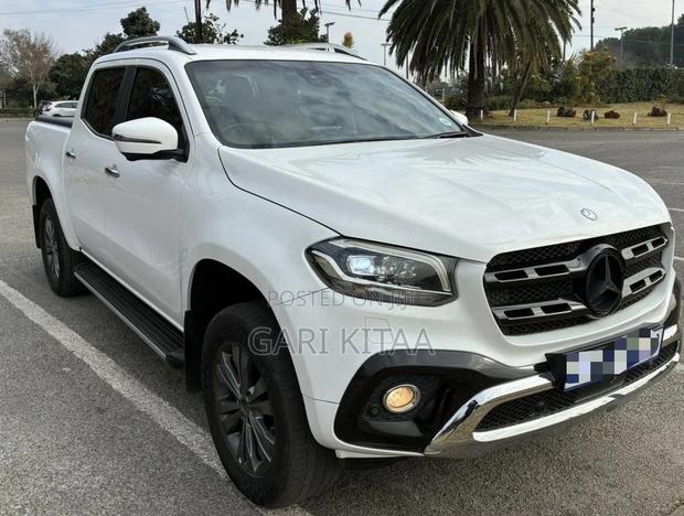 Mercedes-Benz X Class 2020 White