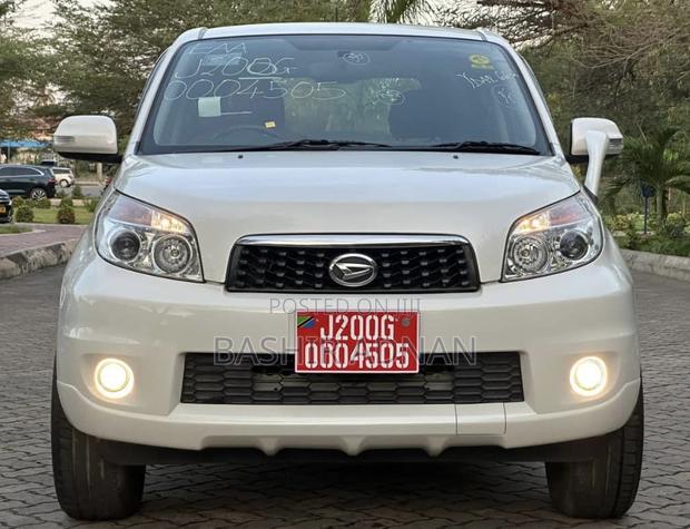 Toyota Rush 1.5 RWD 2010 White