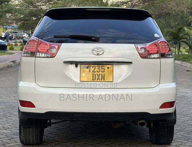 Toyota Harrier 2.4 2007 White