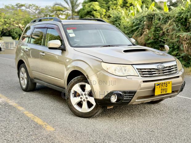 Subaru Forester 2008 Gold