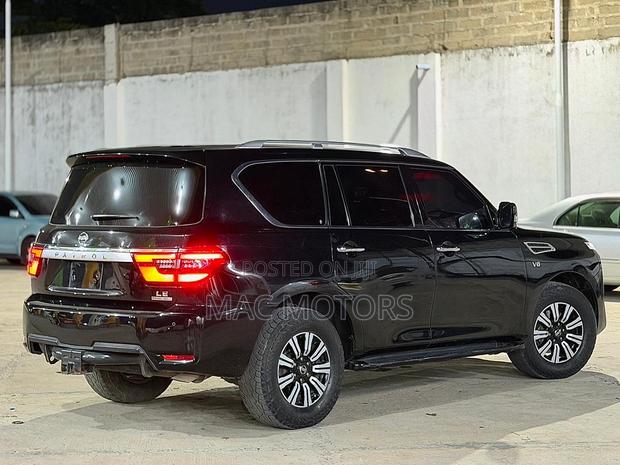 Nissan Patrol 2021 Black