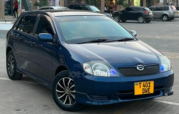 Toyota Corolla RunX 2003 Blue