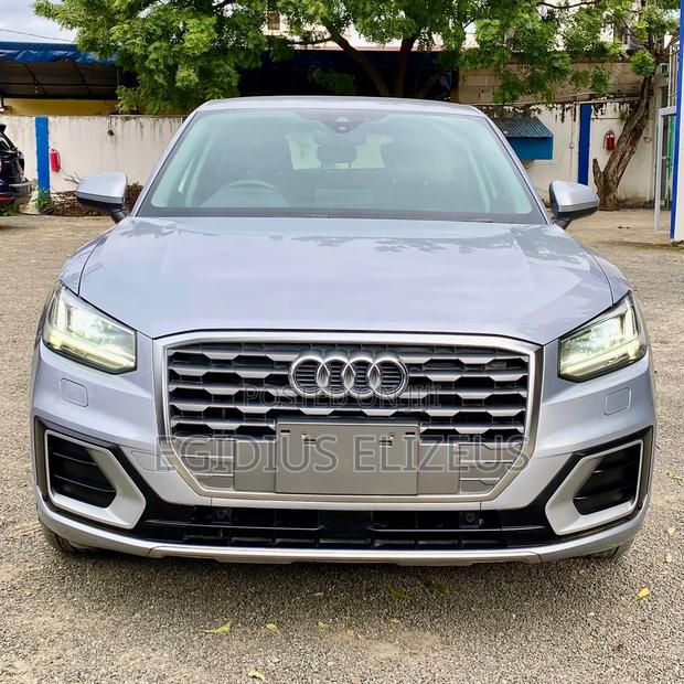 Audi Q2 2018 Gray