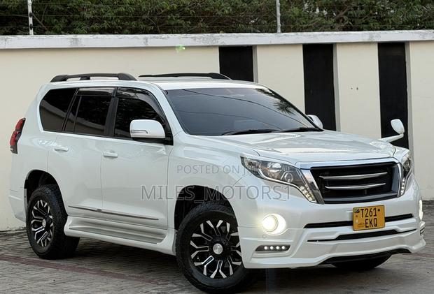 Toyota Land Cruiser Prado 2016 White