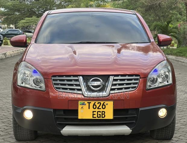 Nissan Dualis 2010 Orange