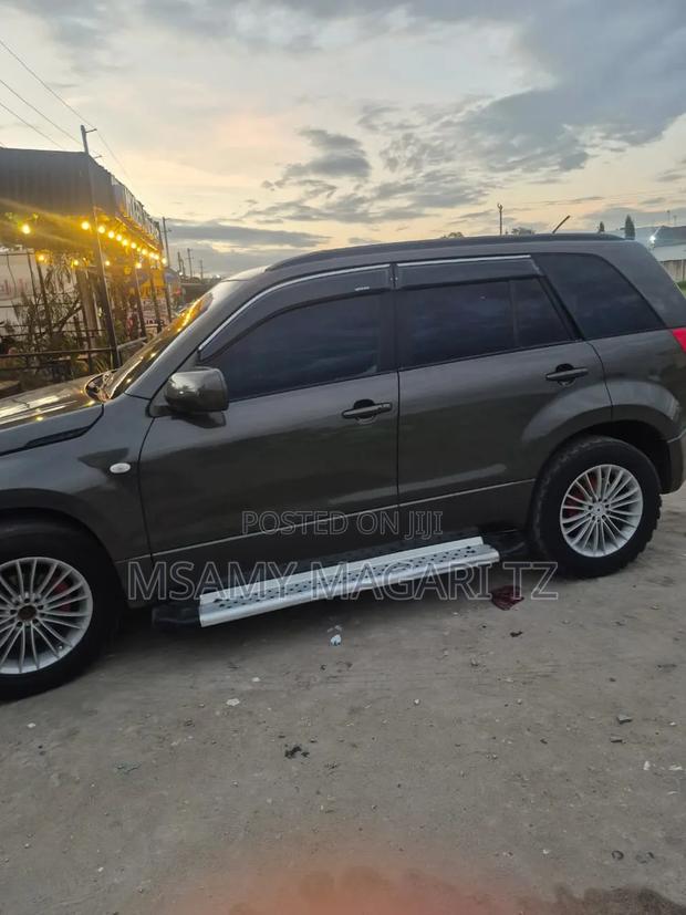 Suzuki Escudo 2008 Black