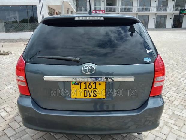 Toyota Wish 2003 Gray