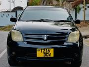 Toyota IST 2004 Black for sale