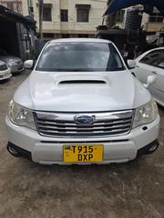 Subaru Forester 2009 White for sale