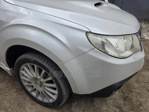 Subaru Forester 2009 White