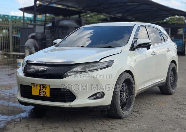 Toyota Harrier 2015 Pearl