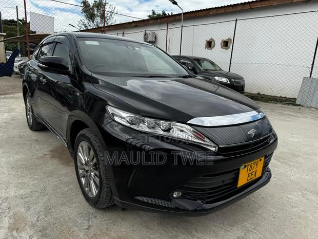Toyota Harrier 2018 Black
