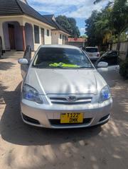 Toyota Corolla RunX 2004 Silver for sale