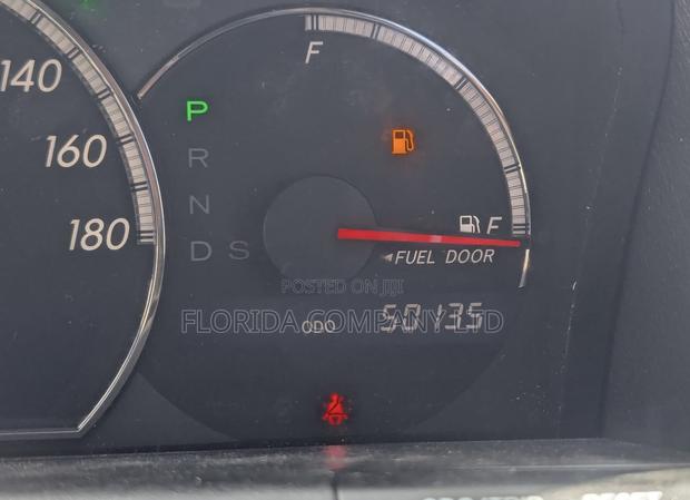 Toyota Crown 2006 Black