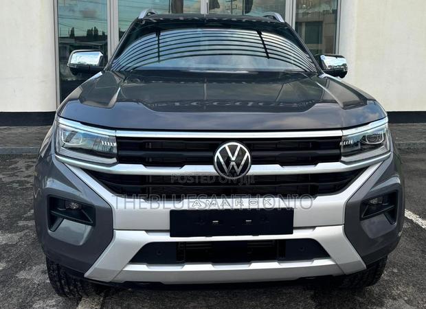 New Volkswagen Amarok 2025 Gray